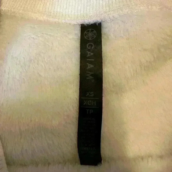 Gaiam Sweater Women's XS Fleece‎ Sherpa Crew Neck Sweater Side Slit - Picture 7 of 8